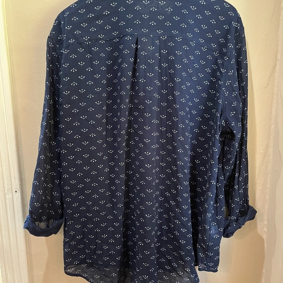 Eddie Bauer, Button Down Top, Navy Blue Print, Size 2XL (XXL) - Picture 4 of 4